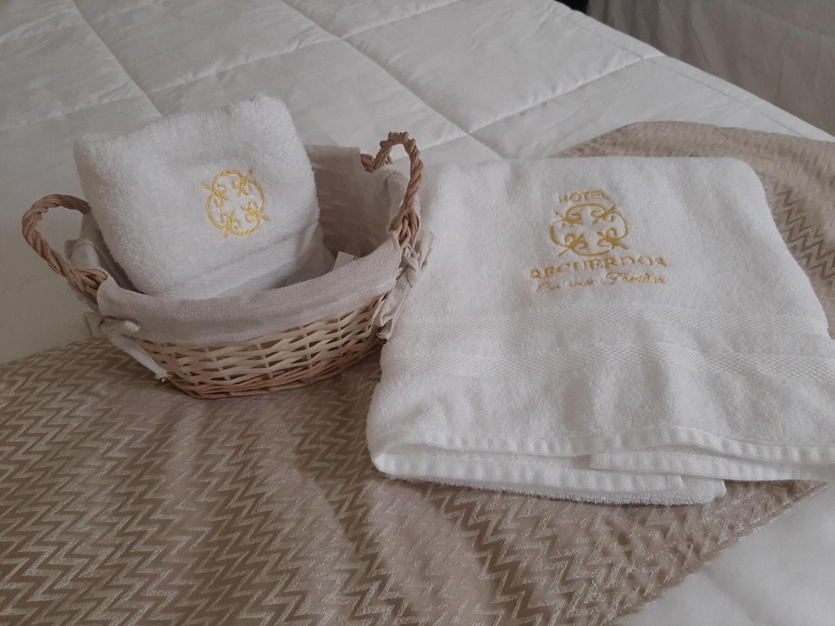 Hotel Recuerdos Valladolid  Kültér fotó
