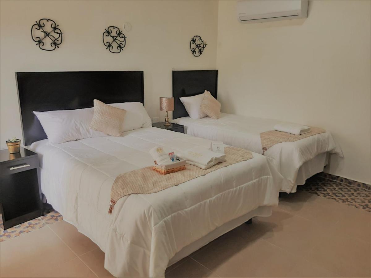 Hotel Recuerdos Valladolid  Kültér fotó